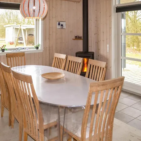 Hugoline بيت للعطل Hovborg