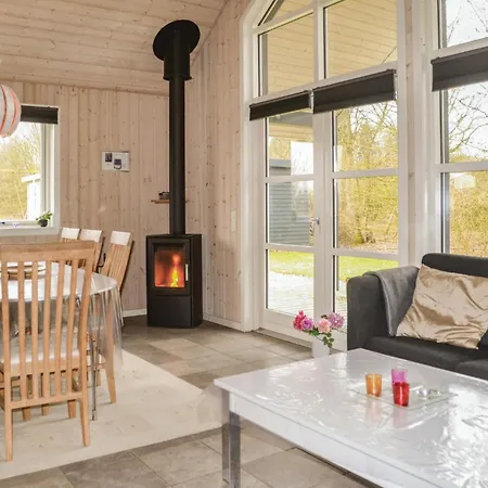 Hugoline بيت للعطل Hovborg